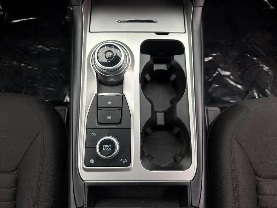 2020 Ford Explorer 6th Gen - Image 15 of 19