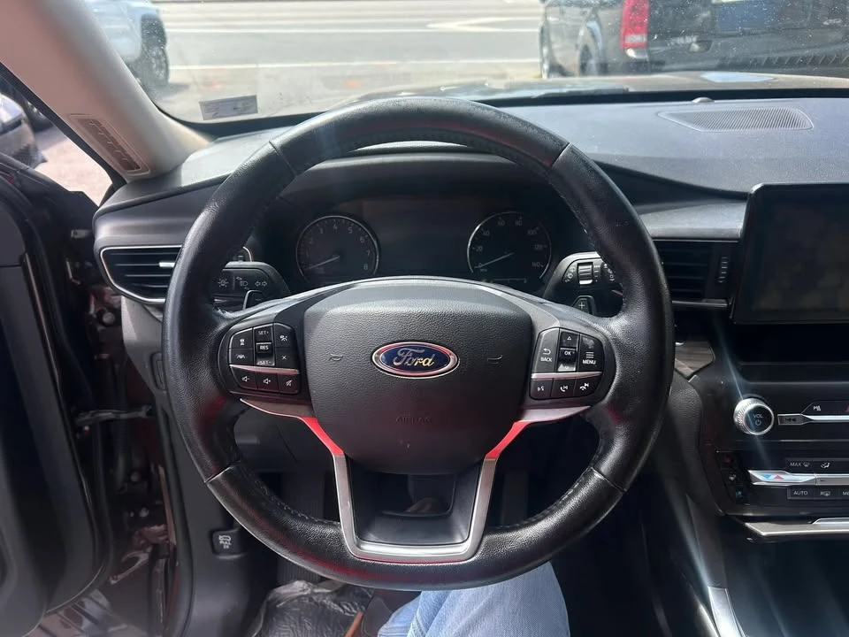2020 Ford Explorer 6th Gen - Image 11 of 18