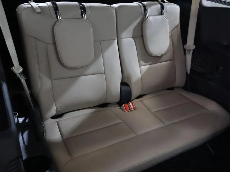 2020 Ford Explorer 6th Gen - Image 29 of 31