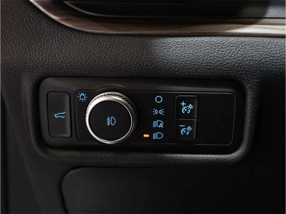 2020 Ford Explorer 6th Gen - Image 13 of 31