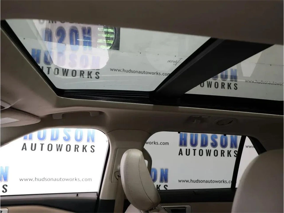 2020 Ford Explorer 6th Gen - Image 24 of 31