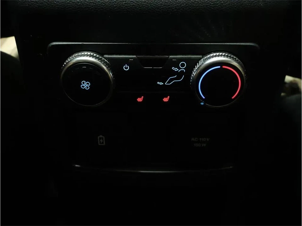 2020 Ford Explorer 6th Gen - Image 28 of 31