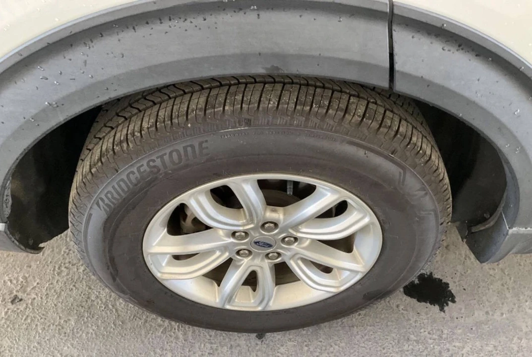 2020 Ford Explorer 6th Gen - Image 14 of 18