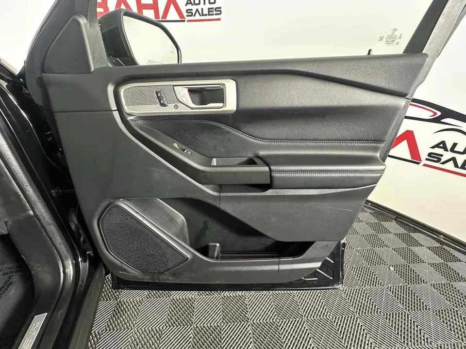 2020 Ford Explorer 6th Gen - Image 16 of 21