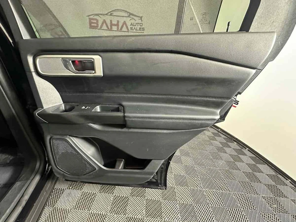 2020 Ford Explorer 6th Gen - Image 19 of 21