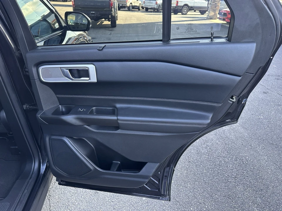 2020 Ford Explorer 6th Gen - Image 14 of 21
