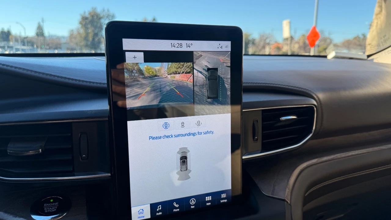 2020 Ford Explorer 6th Gen - Image 18 of 21