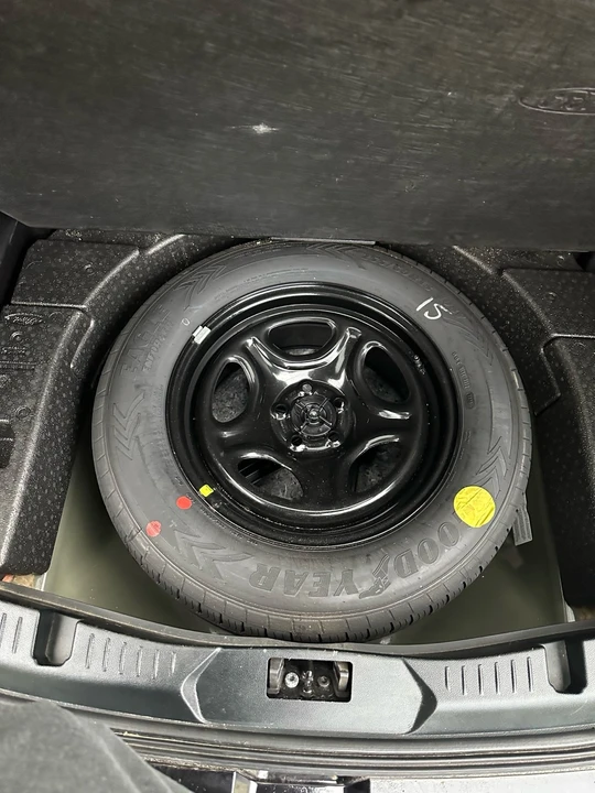 2020 Ford Explorer 6th Gen - Image 15 of 15
