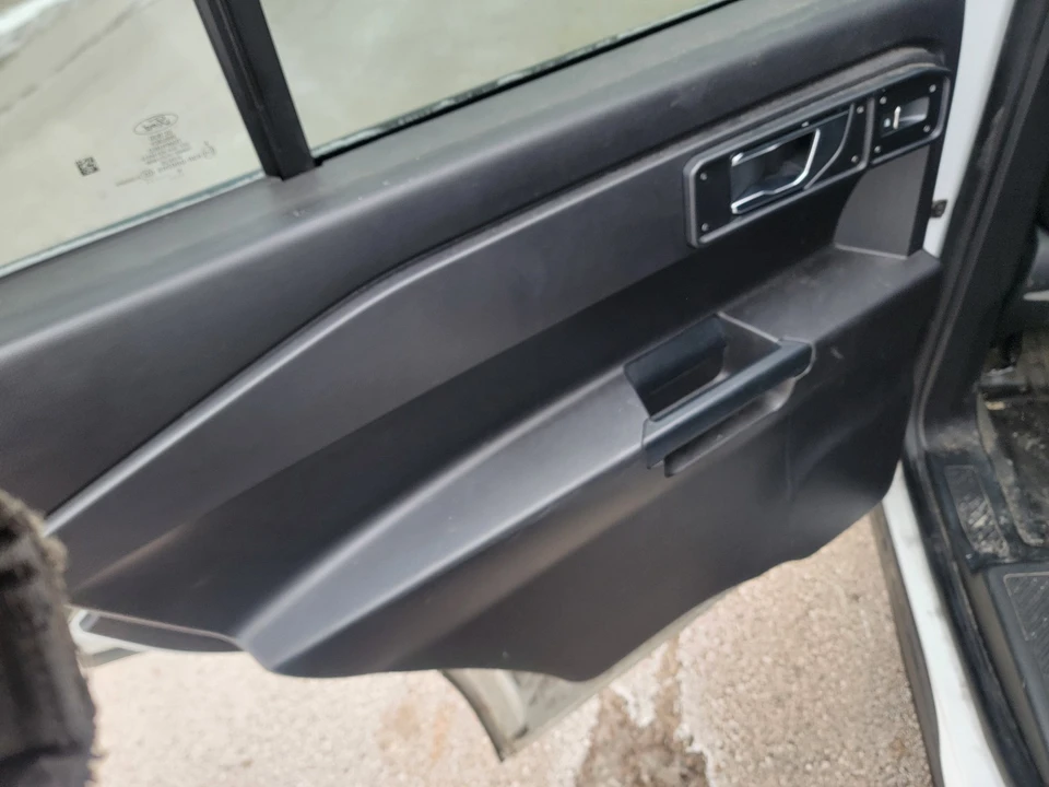 2020 Ford Explorer 6th Gen - Image 5 of 13