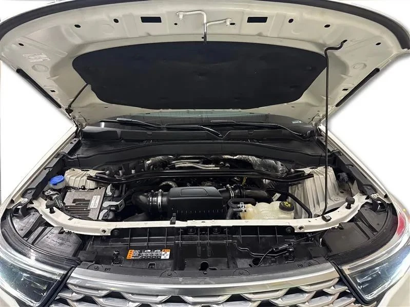 2020 Ford Explorer 6th Gen - Image 11 of 12