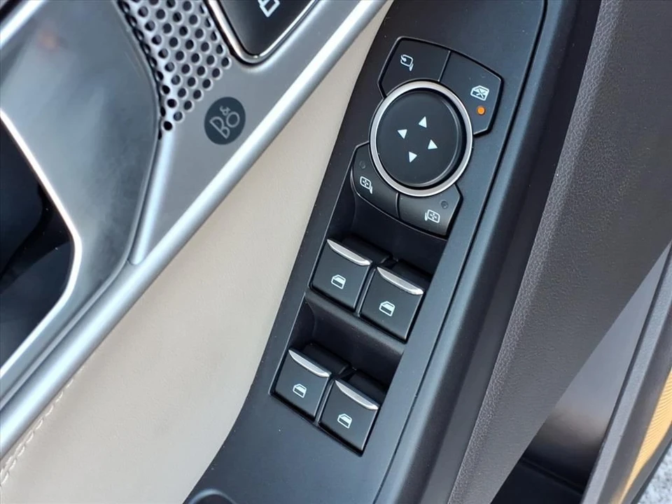 2020 Ford Explorer 6th Gen - Image 18 of 21