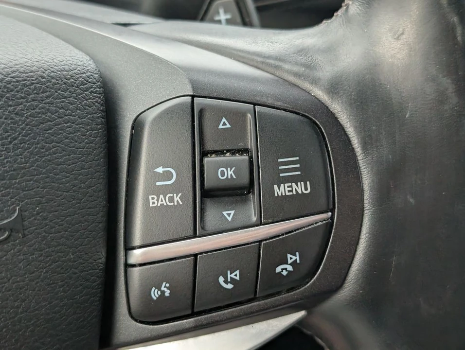 2020 Ford Explorer 6th Gen - Image 16 of 21