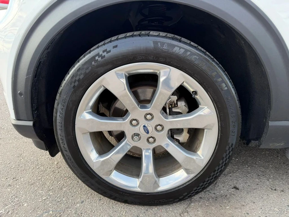 2020 Ford Explorer 6th Gen - Image 11 of 12