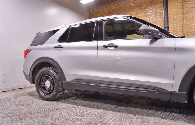 2020 Ford Explorer 6th Gen - Image 9 of 12