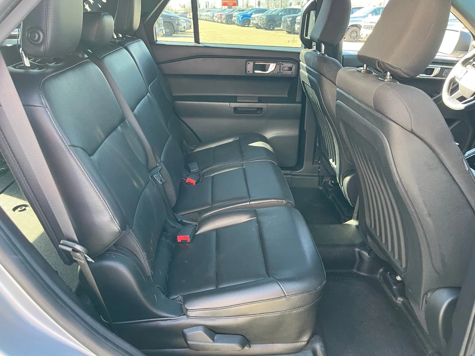 2020 Ford Explorer 6th Gen - Image 8 of 15