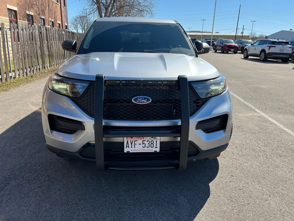 2020 Ford Explorer 6th Gen - Image 2 of 15