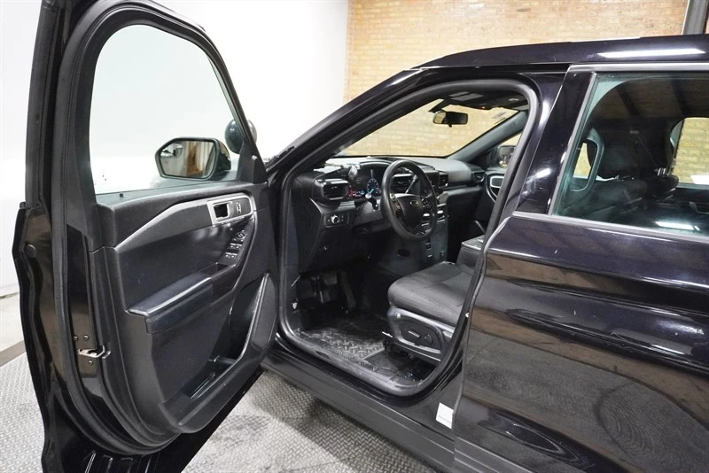 2020 Ford Explorer 6th Gen - Image 18 of 31
