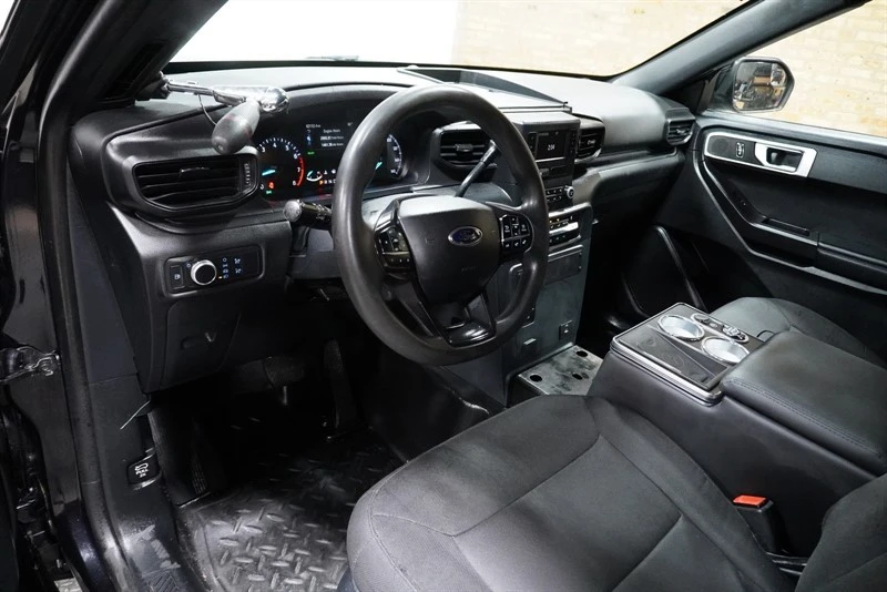 2020 Ford Explorer 6th Gen - Image 19 of 31