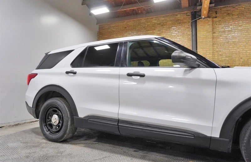 2020 Ford Explorer 6th Gen - Image 9 of 12