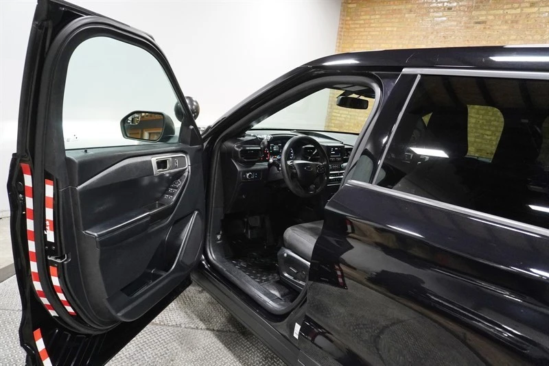 2020 Ford Explorer 6th Gen - Image 20 of 21