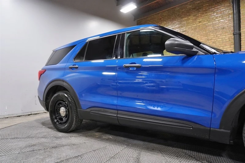 2020 Ford Explorer 6th Gen - Image 9 of 12