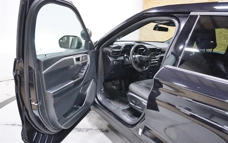 2020 Ford Explorer 6th Gen - Image 19 of 21