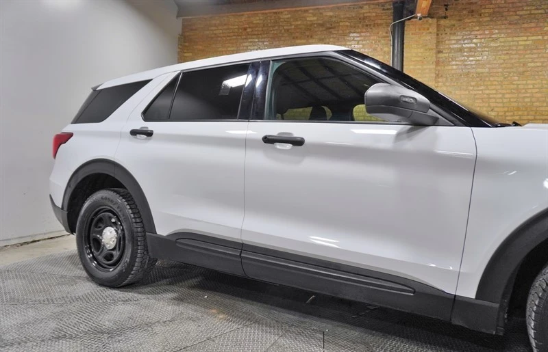 2020 Ford Explorer 6th Gen - Image 9 of 12