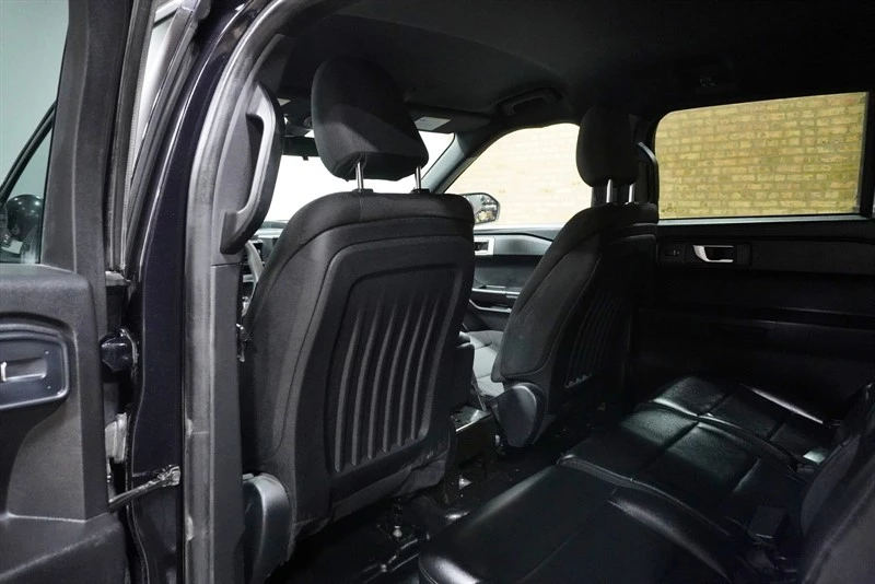 2020 Ford Explorer 6th Gen - Image 28 of 31