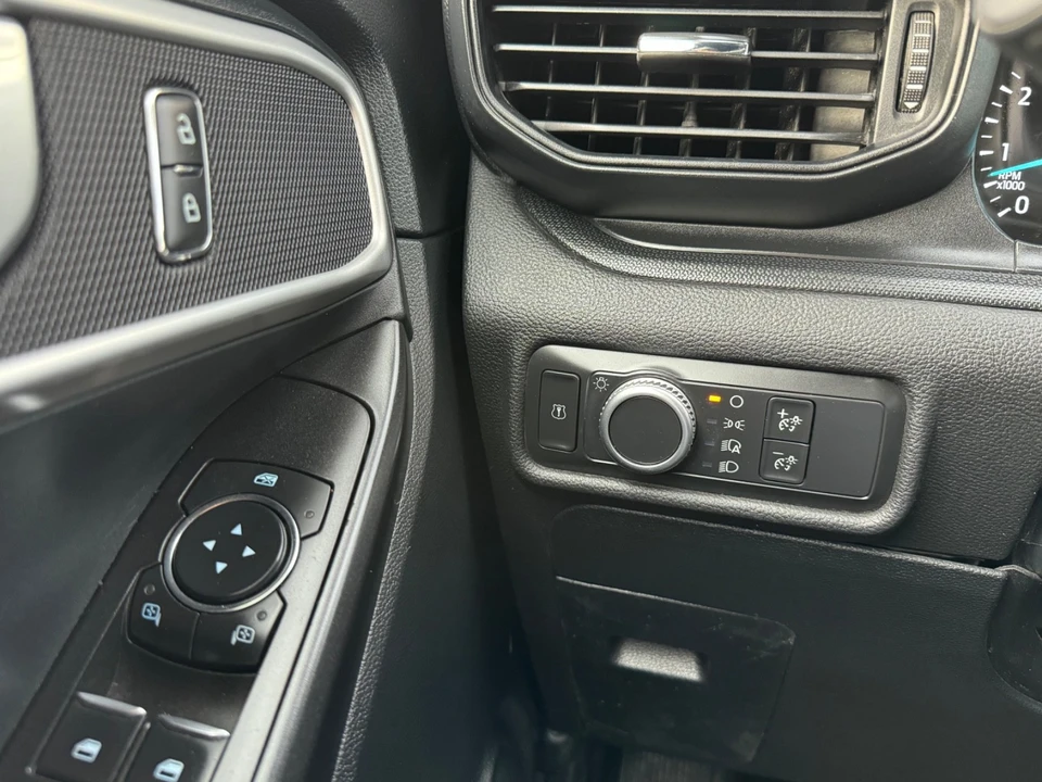 2020 Ford Explorer 6th Gen - Image 15 of 20