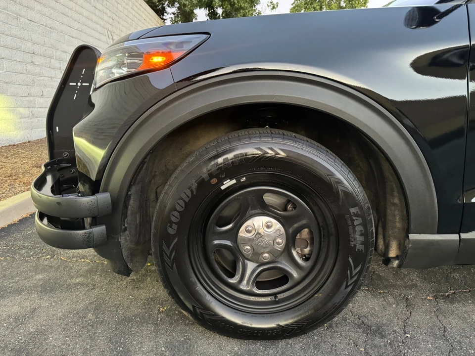 2020 Ford Explorer 6th Gen - Image 18 of 21