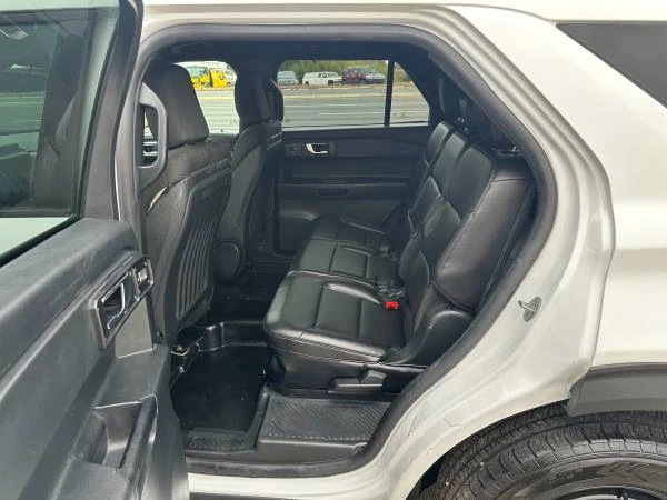 2020 Ford Explorer 6th Gen - Image 20 of 21