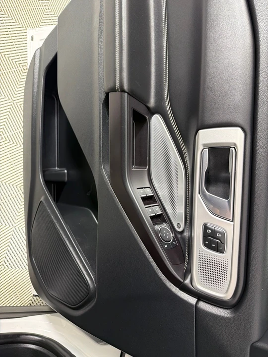 2020 Ford Explorer 6th Gen - Image 10 of 21