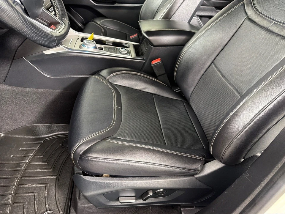 2020 Ford Explorer 6th Gen - Image 11 of 21