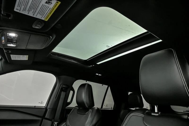 2020 Ford Explorer 6th Gen - Image 19 of 21