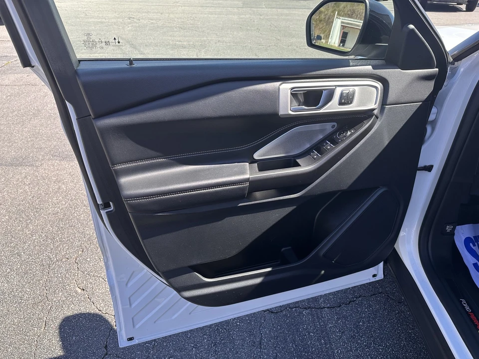 2020 Ford Explorer 6th Gen - Image 9 of 21