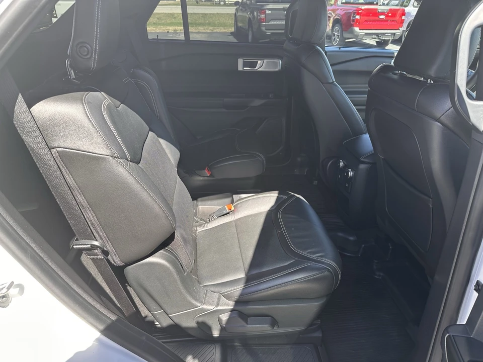 2020 Ford Explorer 6th Gen - Image 16 of 21