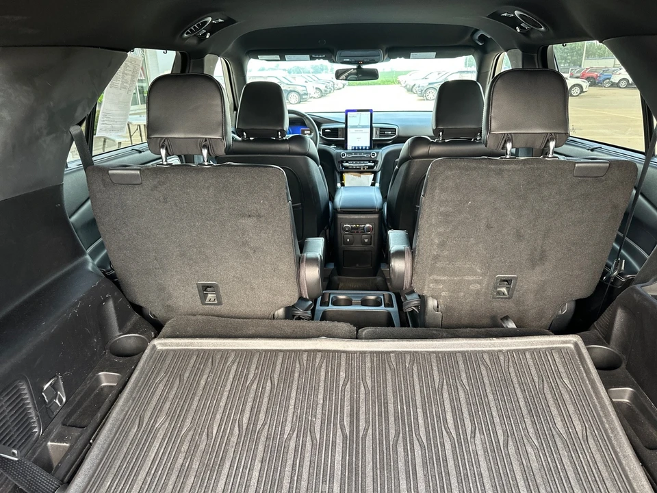 2020 Ford Explorer 6th Gen - Image 15 of 21