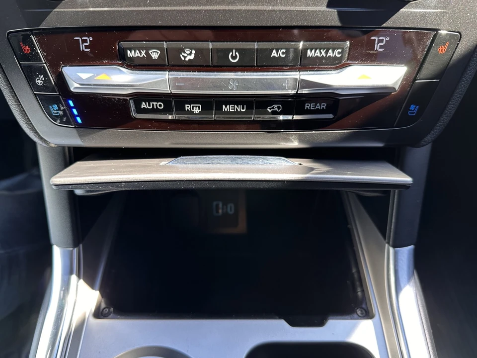 2020 Ford Explorer 6th Gen - Image 27 of 31