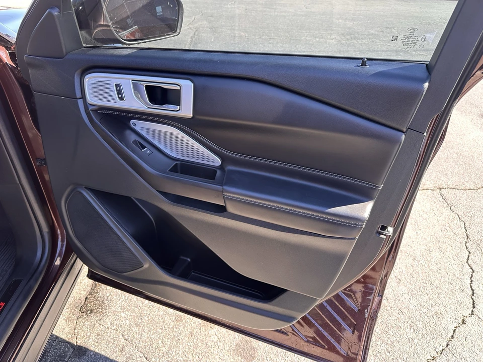 2020 Ford Explorer 6th Gen - Image 13 of 31