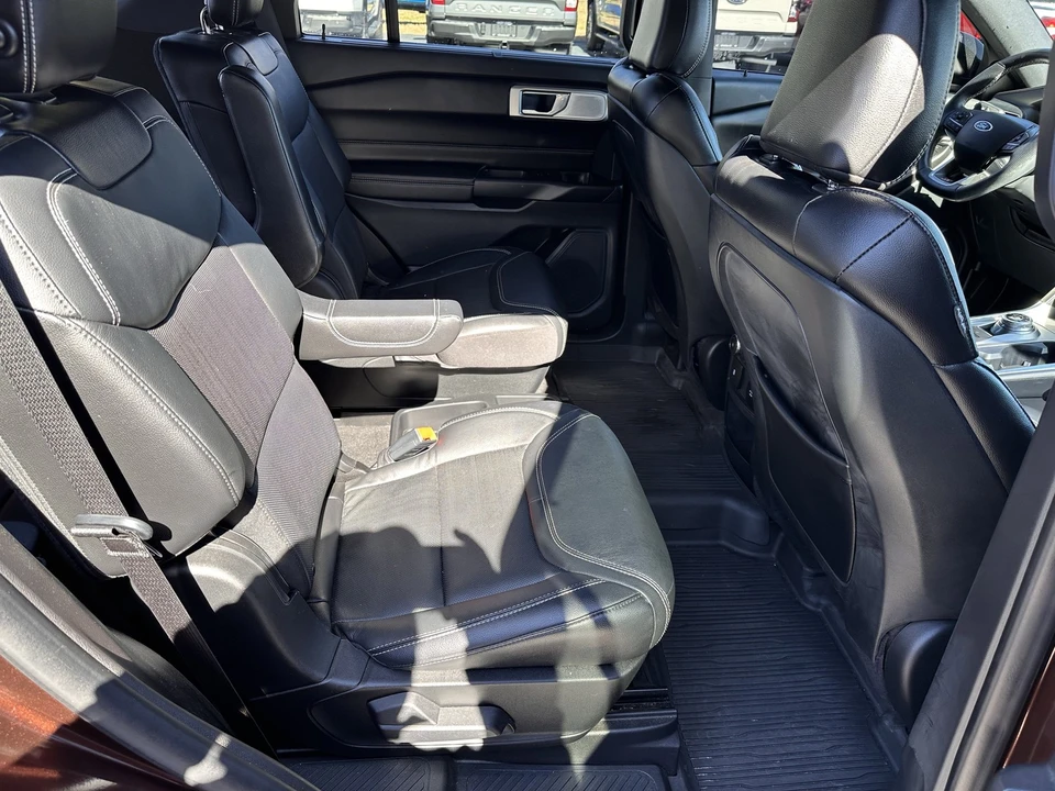 2020 Ford Explorer 6th Gen - Image 16 of 31
