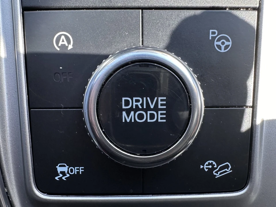 2020 Ford Explorer 6th Gen - Image 29 of 31