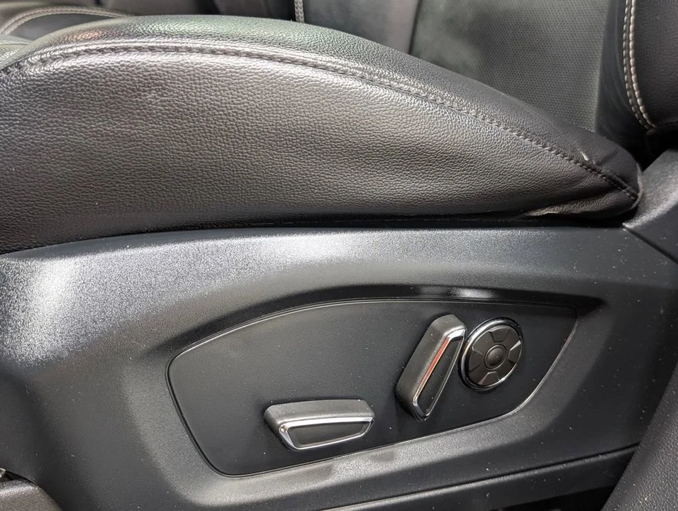 2020 Ford Explorer 6th Gen - Image 13 of 31