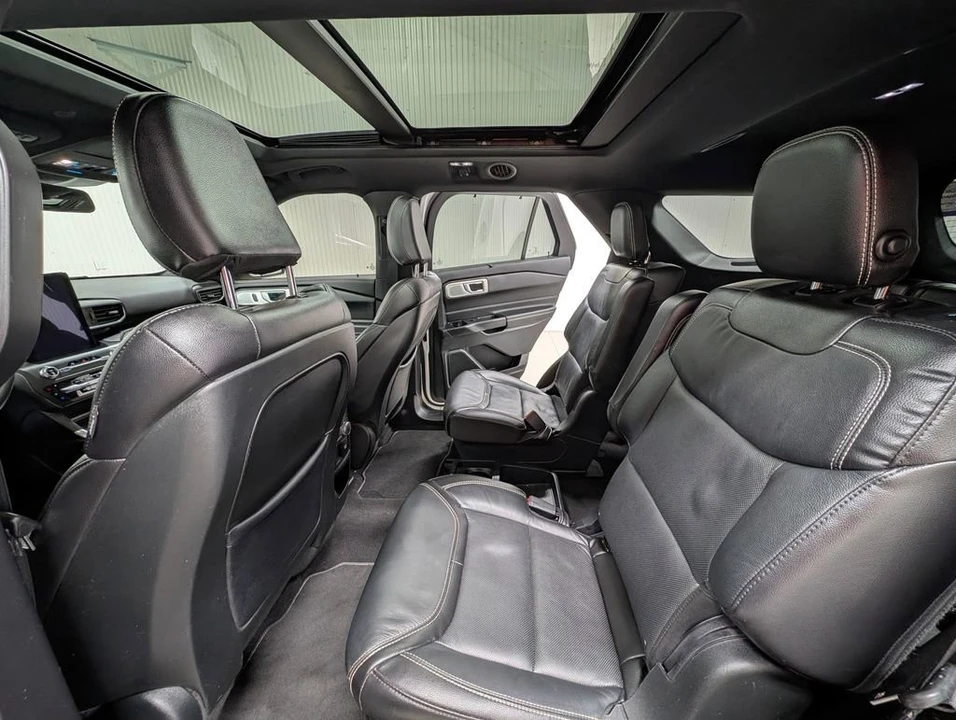 2020 Ford Explorer 6th Gen - Image 15 of 31