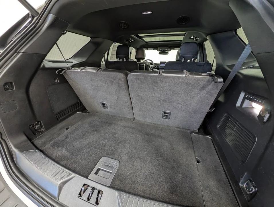 2020 Ford Explorer 6th Gen - Image 23 of 31