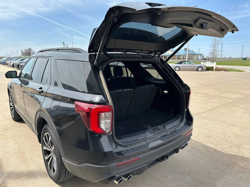 2020 Ford Explorer 6th Gen - Image 16 of 21