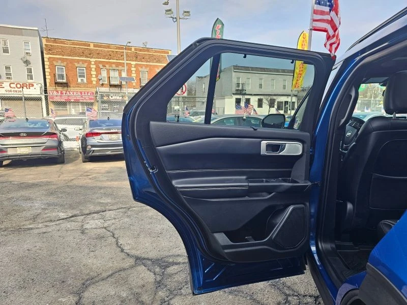2020 Ford Explorer 6th Gen - Image 10 of 12
