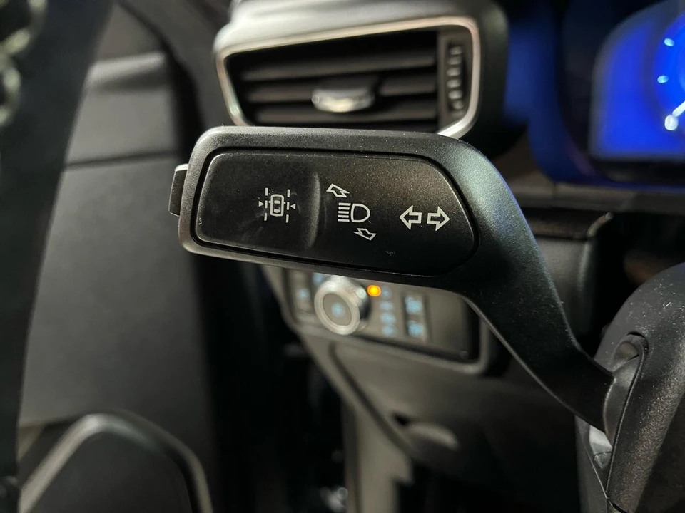 2020 Ford Explorer 6th Gen - Image 17 of 21
