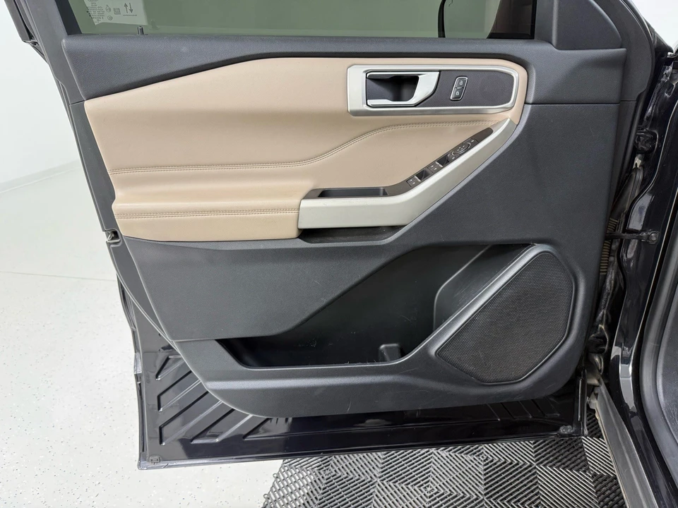 2020 Ford Explorer 6th Gen - Image 10 of 21