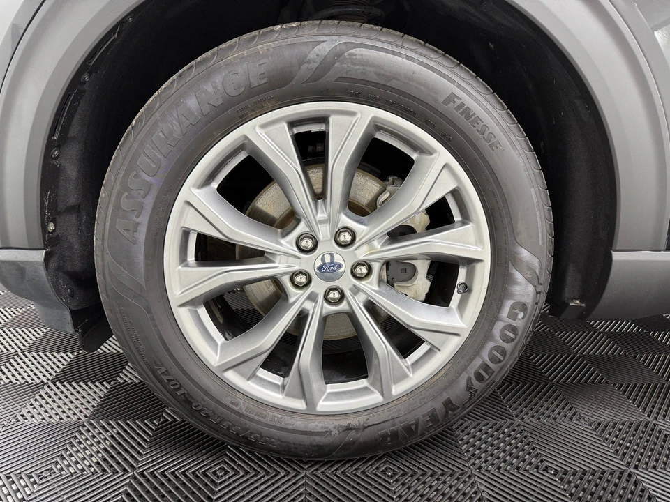 2020 Ford Explorer 6th Gen - Image 9 of 21