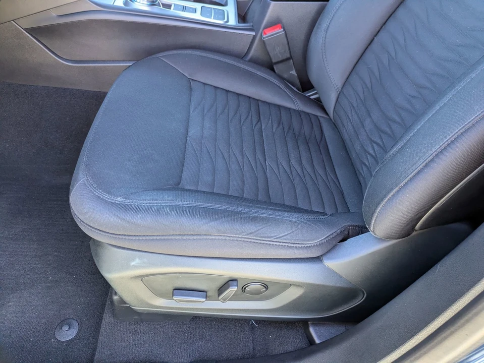 2020 Ford Explorer 6th Gen - Image 13 of 21